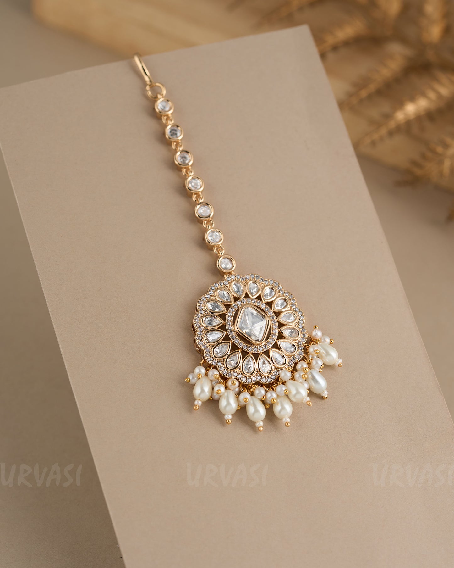 Gold-Toned Kundhan Stone Chutty CH 90
