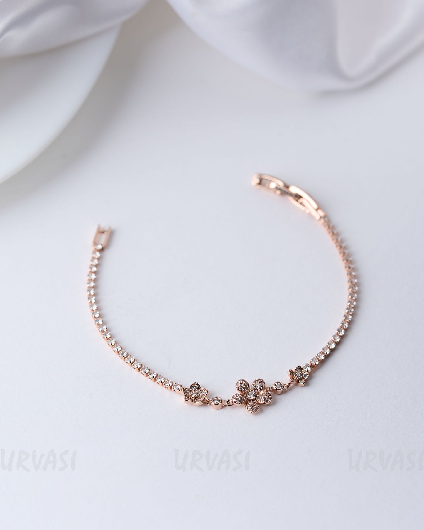 Stone-Studded Floral Stone-Studded AD Bracelet BR 27