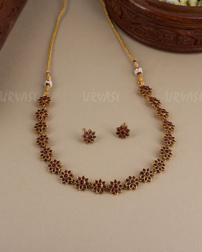 Gold-Toned Floral Stone-Studded choker Necklace 112