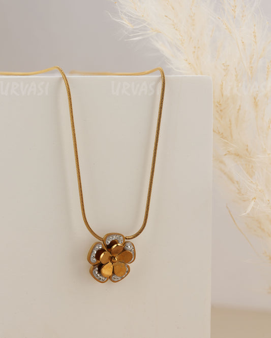 Gold-Toned Double-layer Flower Simple Chain SC 197