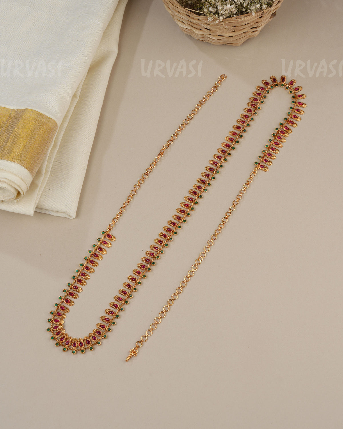 Premium Traditional Hip Chain HC 109