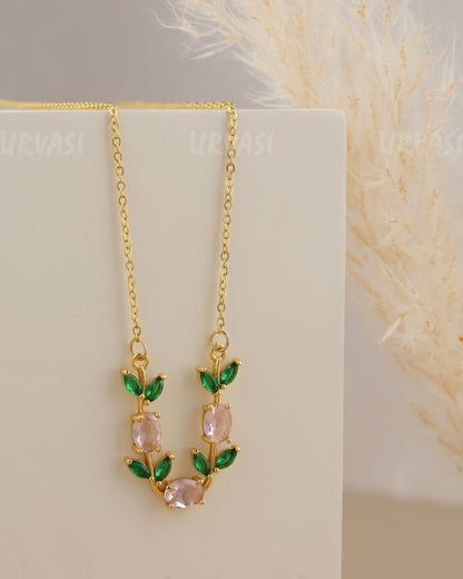 Gold-Toned Tulip Royale Simple Chain SC 190