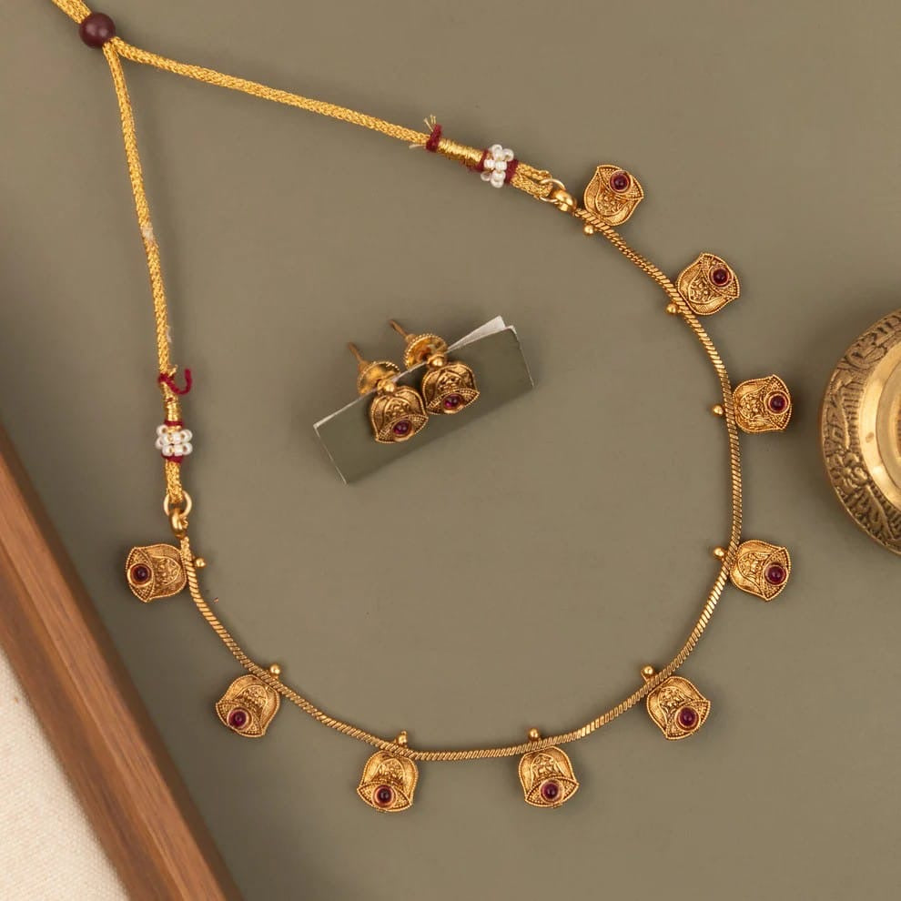 Gold-Toned Bell Designed Necklace 1804