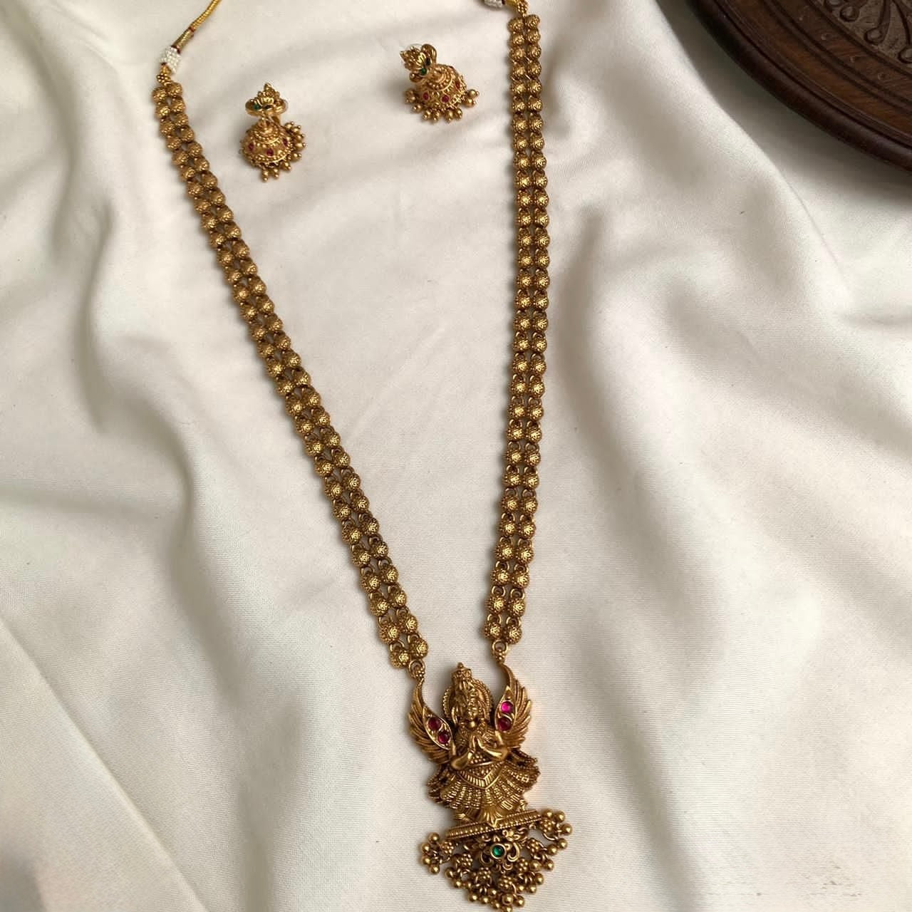 Gold-Toned Lakshmi Pendant Necklace 1563