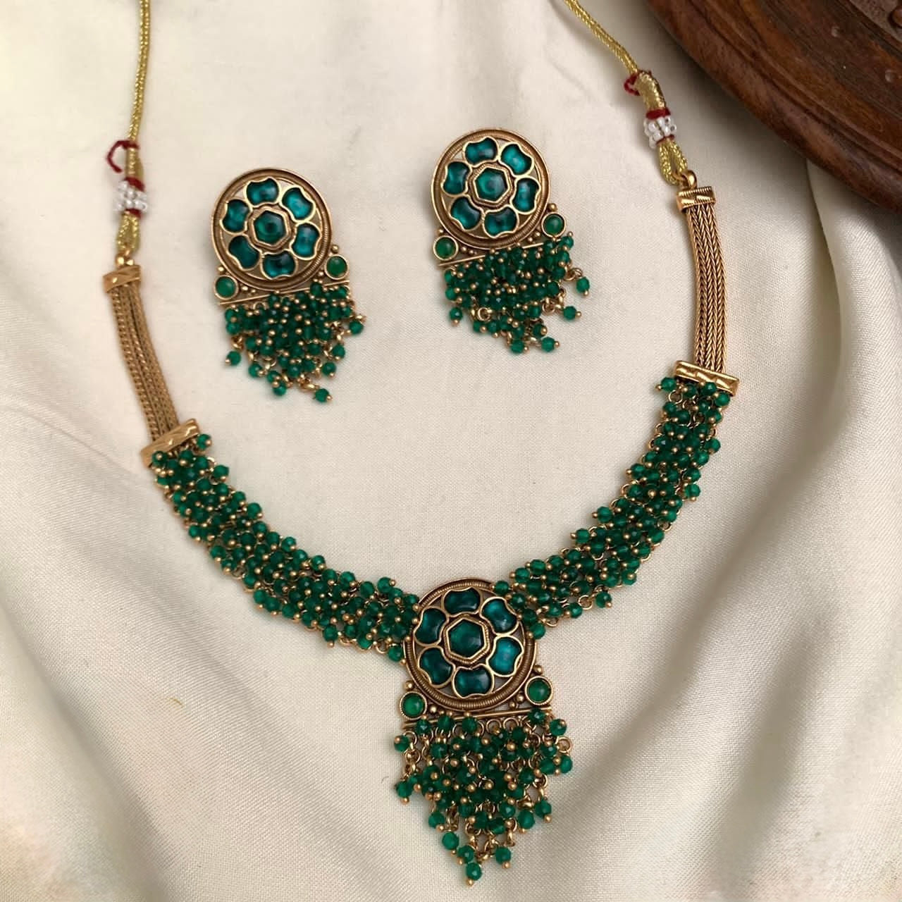 Gold-Toned Ghungroo Floral pendant Necklace 1557