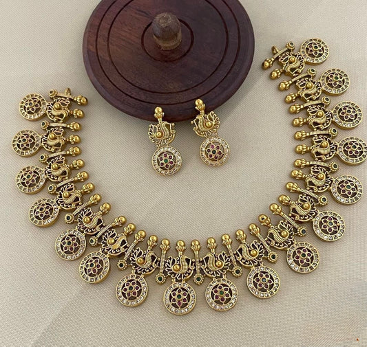 Gold-Toned Floral Stone Necklace 1205