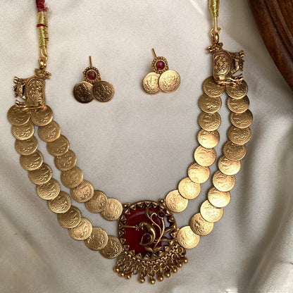 Gold-Toned Floral Pendant Kaasu Lakshmi Choker Necklace 965