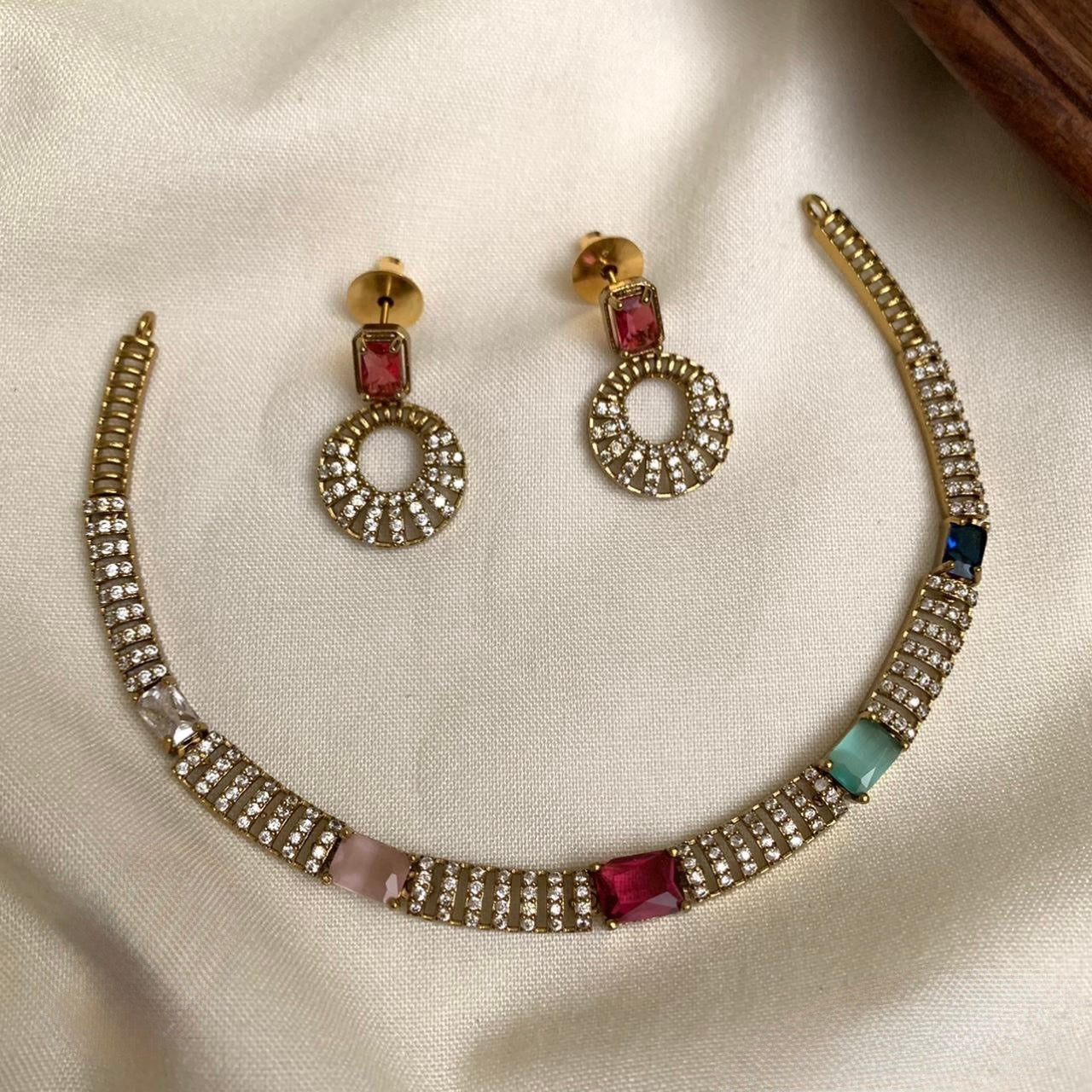 Mehendi Polish Box-Designed AD Necklace 169