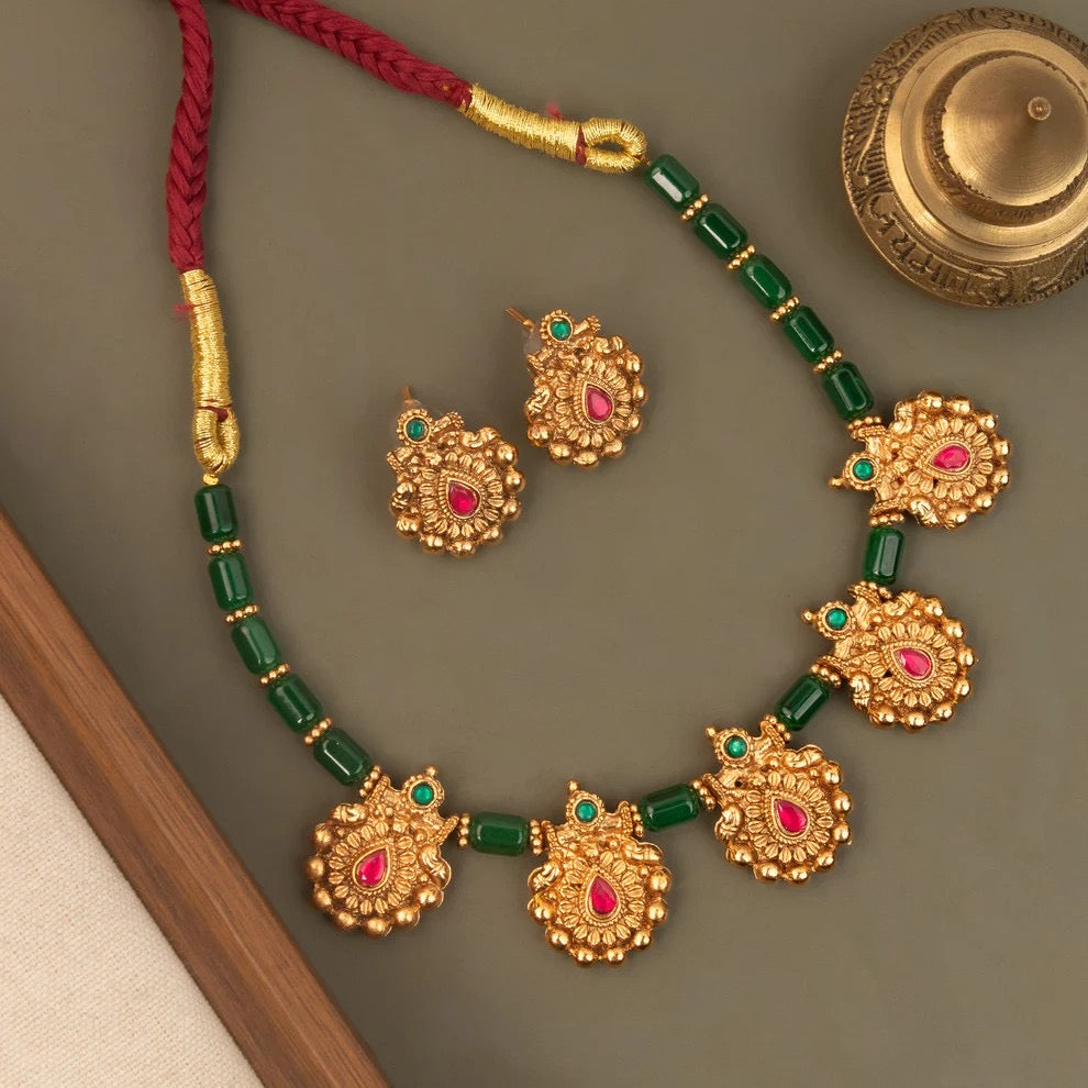 Gold-Toned Floral Choker Necklace  1691