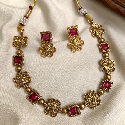 Gold-Polish Floral Designed Necklace 1425
