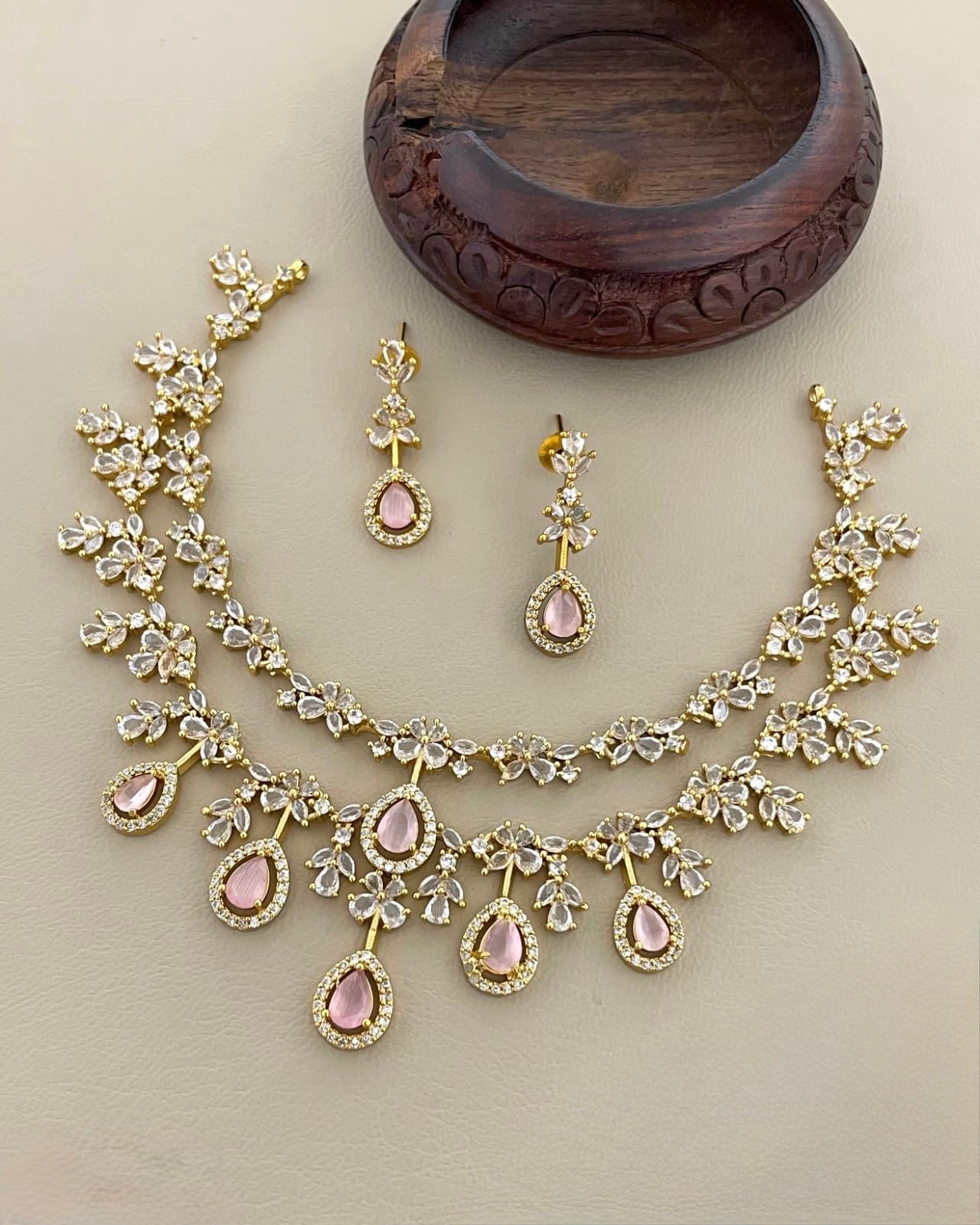 Gold-Polish Two-Layer Tear-Drop AD  Necklace 1590
